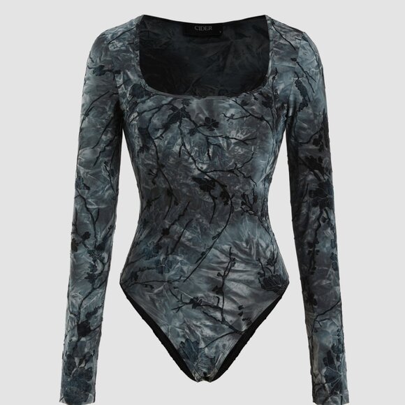 CIDER ladies size 2X 46" bust long sleeve gray black floral bodysuit missing tag - Picture 1 of 3